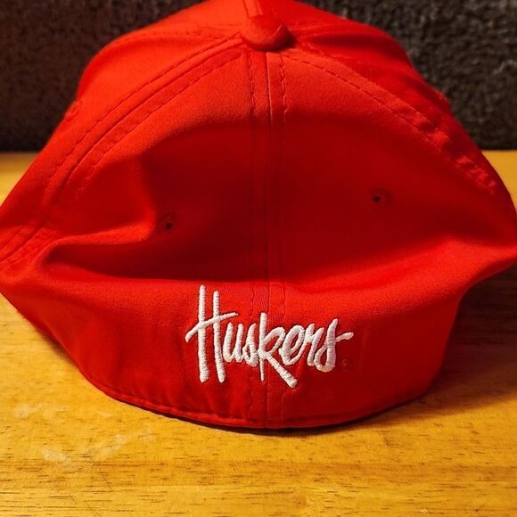 Top of the World Nebraska CornHuskers Stretchfit Hat - New - Picture 4 of 8